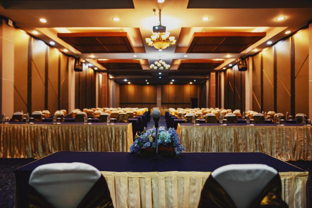 Nana Beach Hotel & Resort Pathiu Экстерьер фото